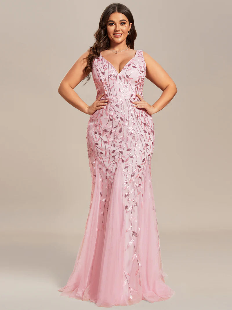 Pink plus sized dress with fishtail and sequin.